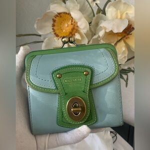 Vintage Coach Gigi Legacy 65th Anniversary
Kisslock Wallet  RARE Y2K